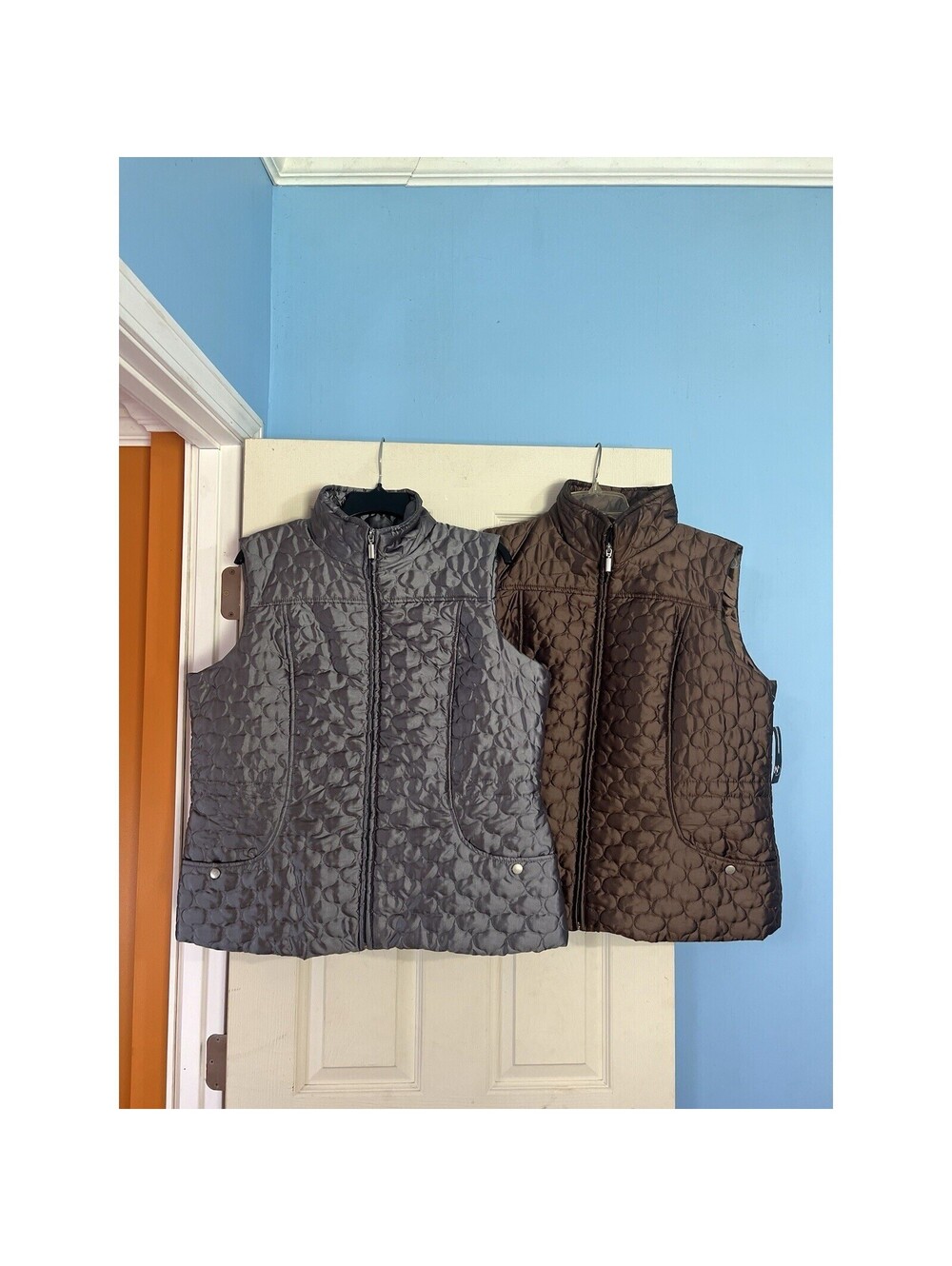 New Directions Quilted Puffer Vest Lot 2 XL Gray Brown Lightweight Layering